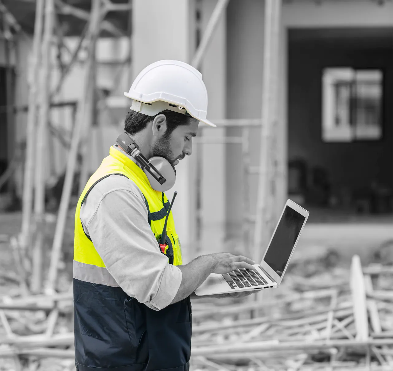 Commercial control for UK construction and fit-out contractors in Unibuild